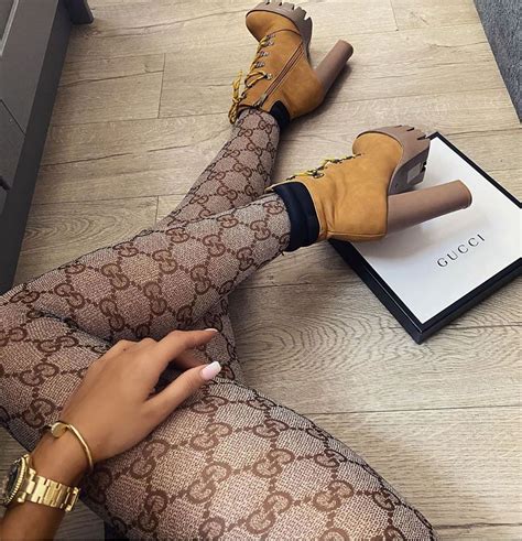 instagram gucci tights outfit